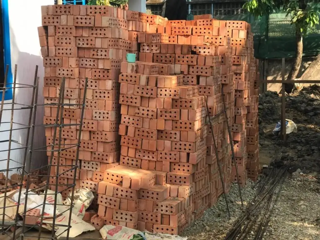 Building 3 Bricks